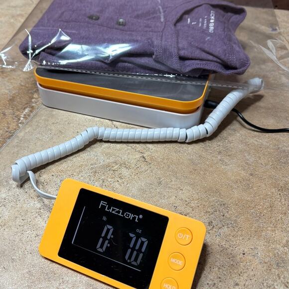 Lucky Brand Men’s Size Large T-Shirt – Purple Crewneck - Picture 4 of 4